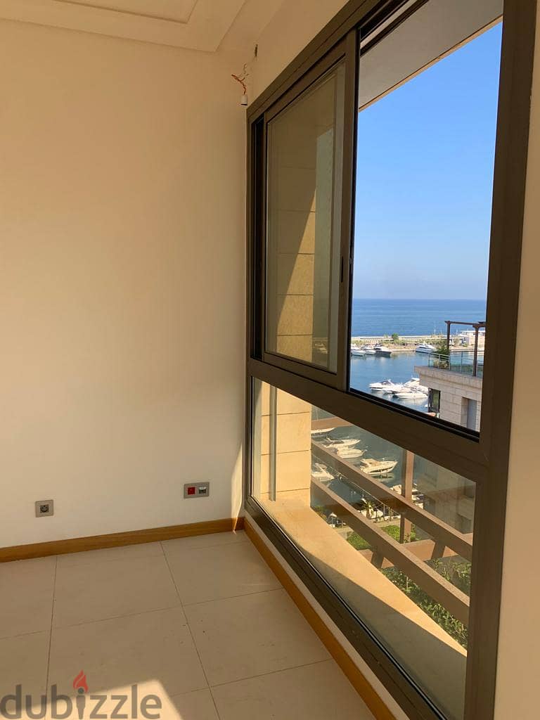 L12921-Luxurious Apartment With Terrace for Sale In Waterfront Dbayeh 3