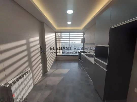 Luxurious Apartment | Easy Access | Prime Location 4