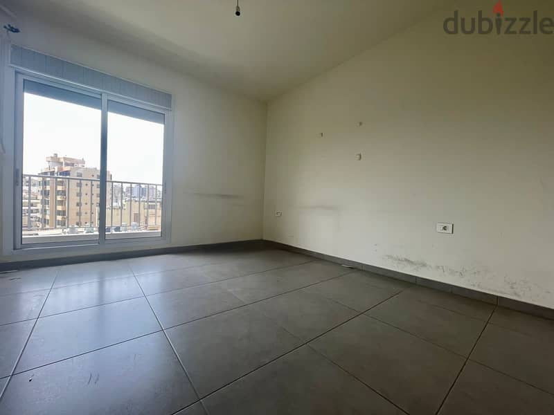 Office for rent |Furn El Chebbak | مكتب للإيجار | فرن الشباك |RGMR649 1