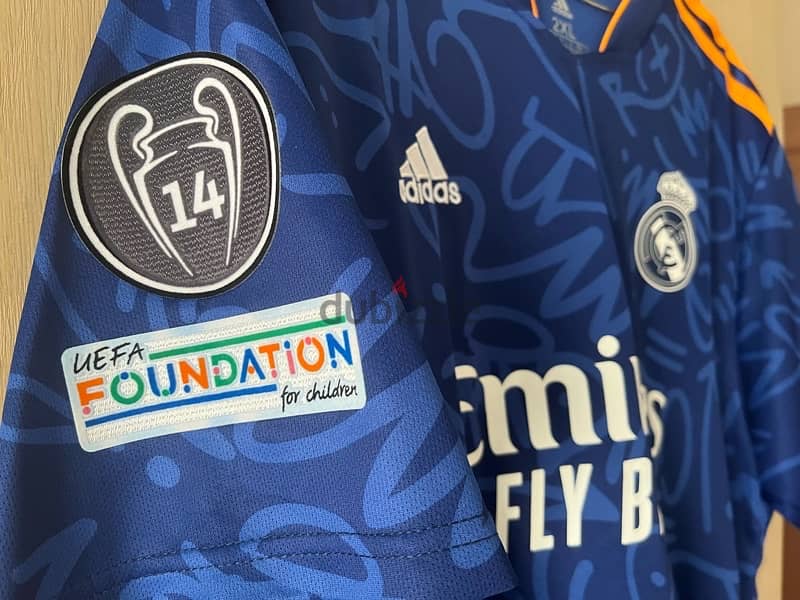 Real Madrid Benzema 2021/2022 away adidas jersey 4
