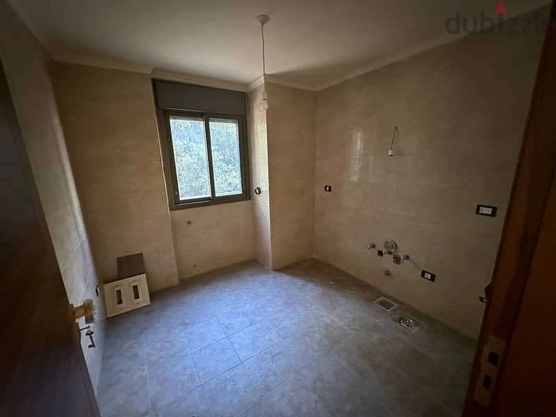 250 m² Triplex Apartment For Sale in Baabdat! تريبلكس للبيع 5