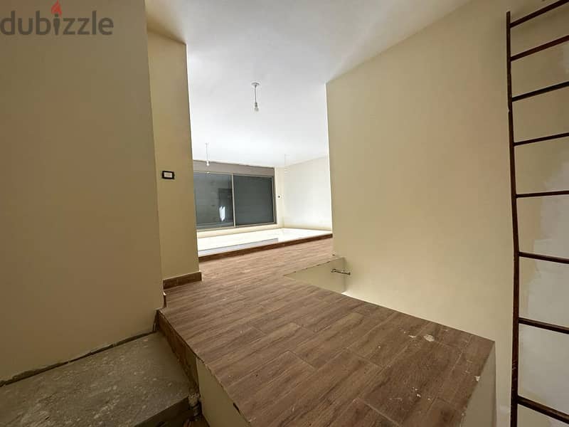 250 m² Triplex Apartment For Sale in Baabdat! تريبلكس للبيع 8