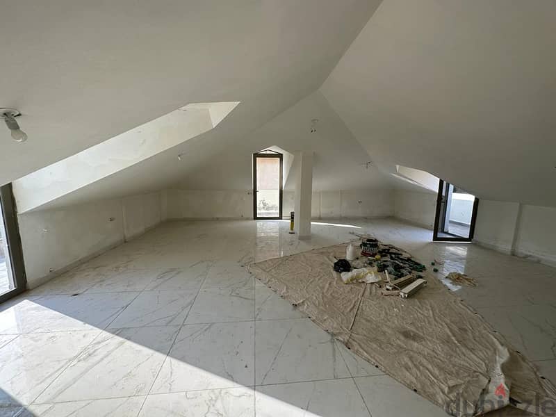 250 m² Triplex Apartment For Sale in Baabdat! تريبلكس للبيع 12