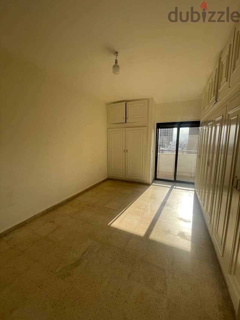 Sea View Spacious 3BD Apartment in Heart of Beirut for Rent 6