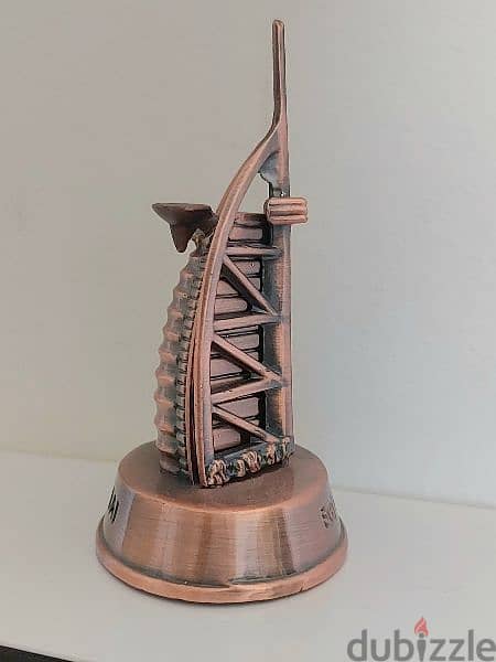 Art Piece Souvenir - UAE - هدية تذكارية 1