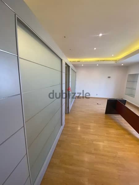 Large high end office 770 sqm in a corporate bld achrafieh 13