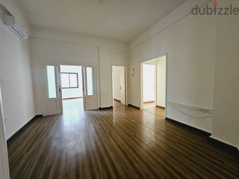 AH23-2032 Office for rent in badaro 24/7 electricity, 180 m2 9