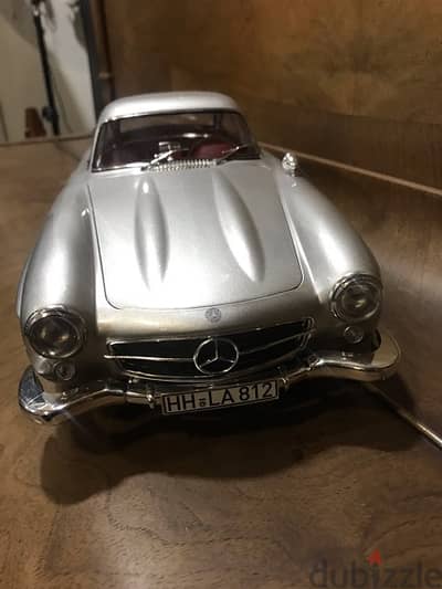 Diecast mercedes 300SL 1/12 scale norev مرسيديس