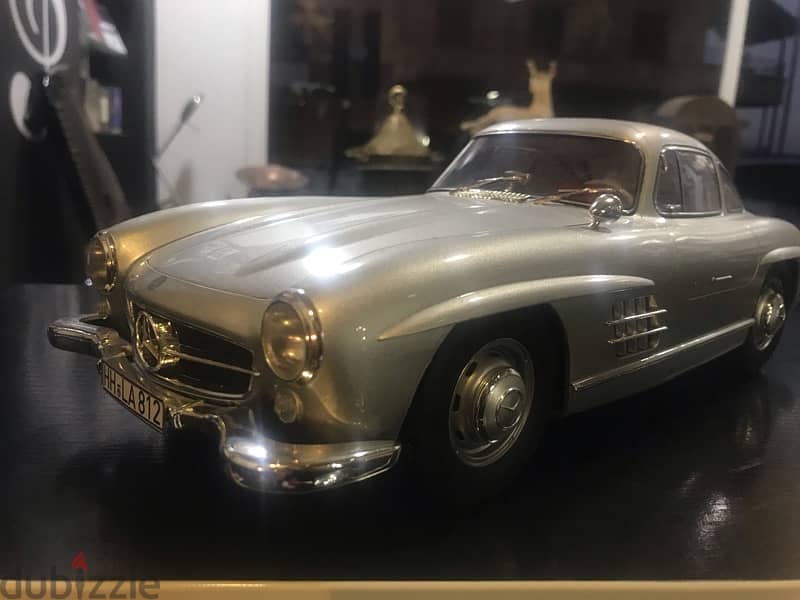 Diecast mercedes 300SL 1/12 scale norev مرسيديس 4