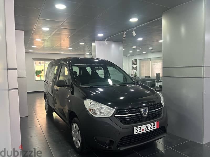 DACIA DOKKER from Germany 2019.70000 klm 0