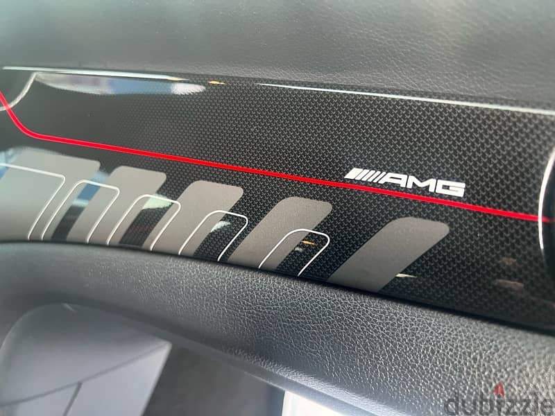 Mercedes GLA 45 AMG 2018 5