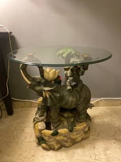 Special Round Elephants Table
