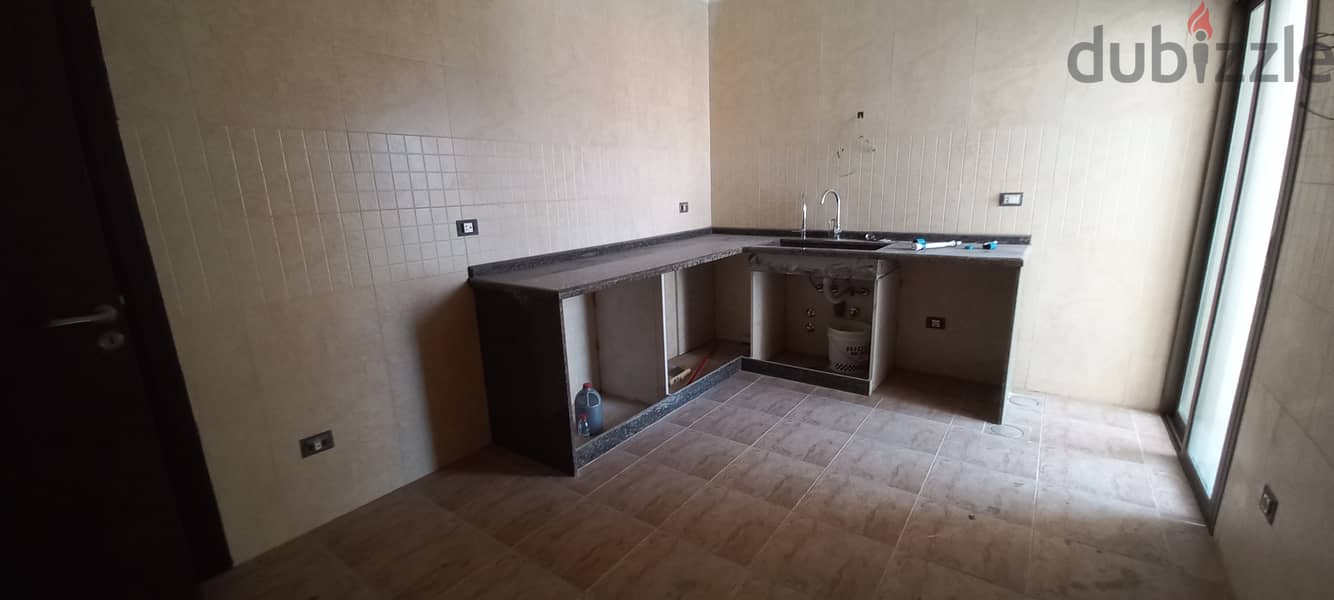 New Apartment In Biaqout For Sale Good oppurtunity شقة جديدة في بياقوت 6