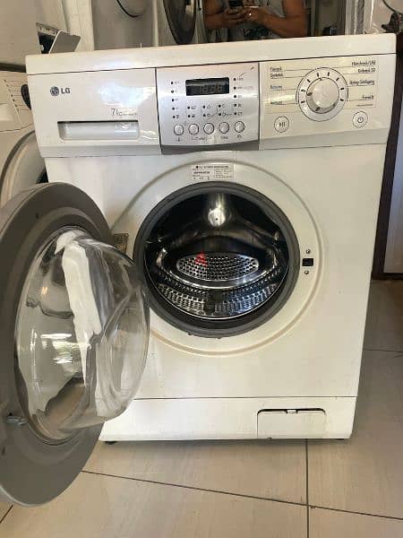 غسالة المانية مستعملة نضيفة جدا Used Washing Machine 1