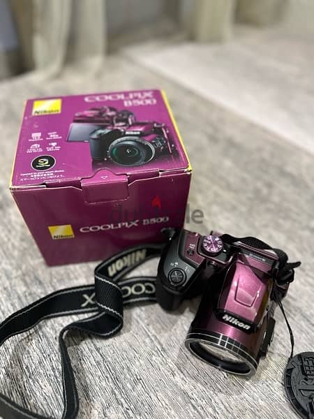 camera Nikon cool pix b500 new with carton 1