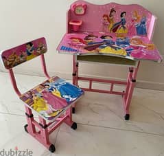 tawle ma3 kerse / Desk with chair