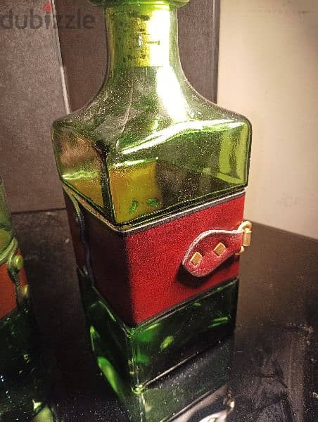 Vintage set of green bottle glass decanter with leather wrap 2