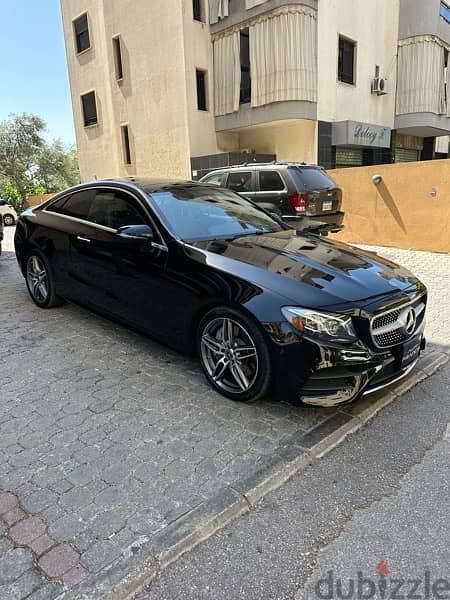 Mercedes E 400 coupe AMG-line 2018 black on black (CLEAN CARFAX) 2