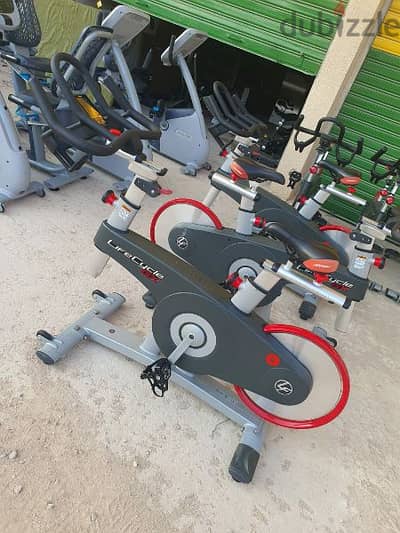 life fitness spinning bike