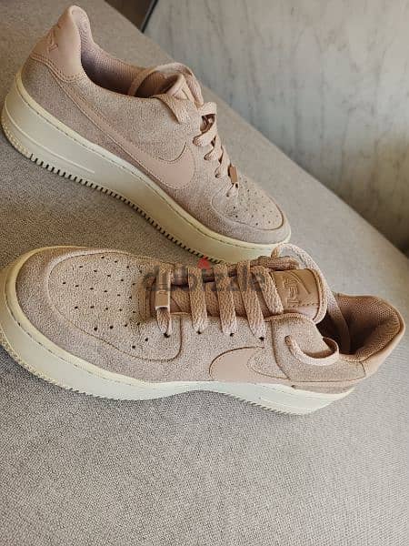 Nike AF1 barely rose sneakers size 39 1