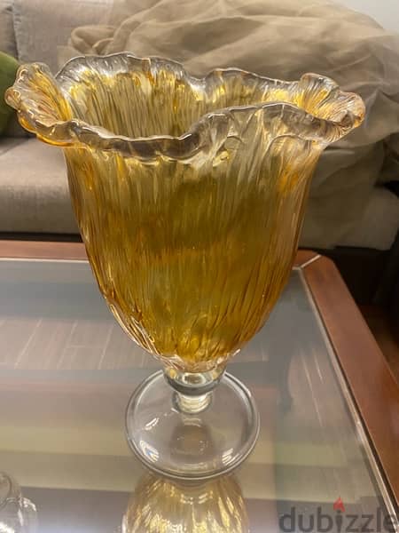 vase glass gold color 1