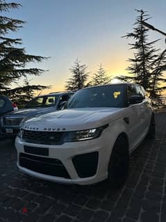 RANGE ROVER SVR 2019 FULLY LOADED - Red Interior MINT CONDITION !