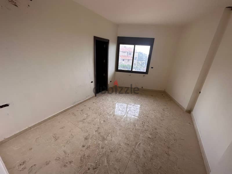 Apartment for sale in Ain Aar 8