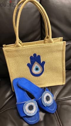 handbag with shoes جزدان مع حذاء, both for 15$