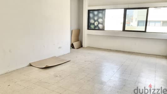 RWB169MT - Office for rent in Jbeil مكتب للإيجار في جبيل