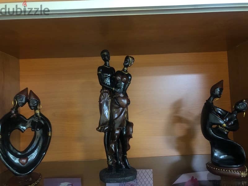 3 statues in excellent condition 2