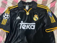 Real Madrid vintage ronaldo jersey limited edition 0