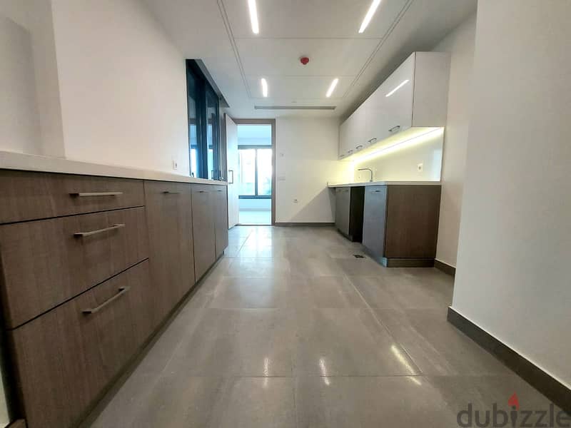 RA23-2055 Spacious apartment in Saifi is now for rent,230m,$ 2450 cash 5