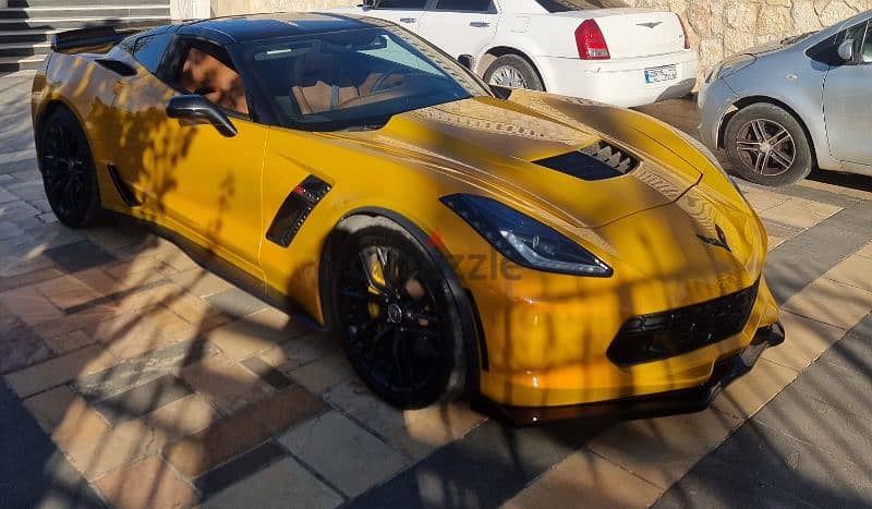 Chevrolet CORVETTE Z06 MANUAL 650 HORSEPOWER V8 6.2 L 2