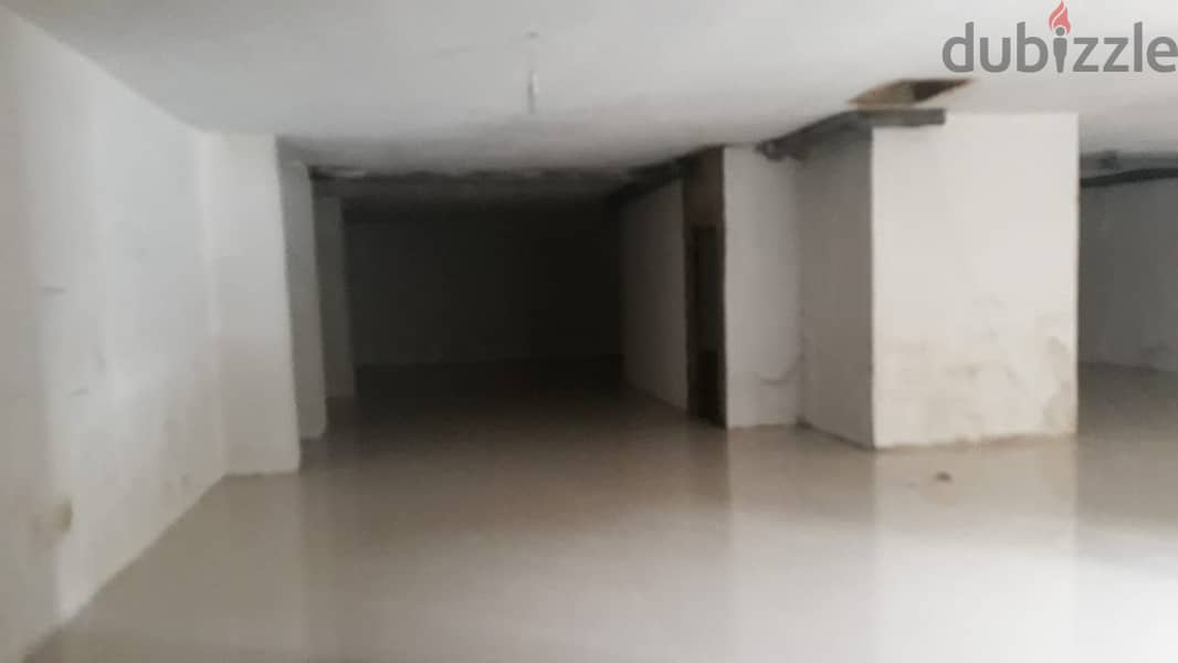 400 m2 warehouse for rent in Aoukar / Matn مستودع للإيجار في عوكر 1