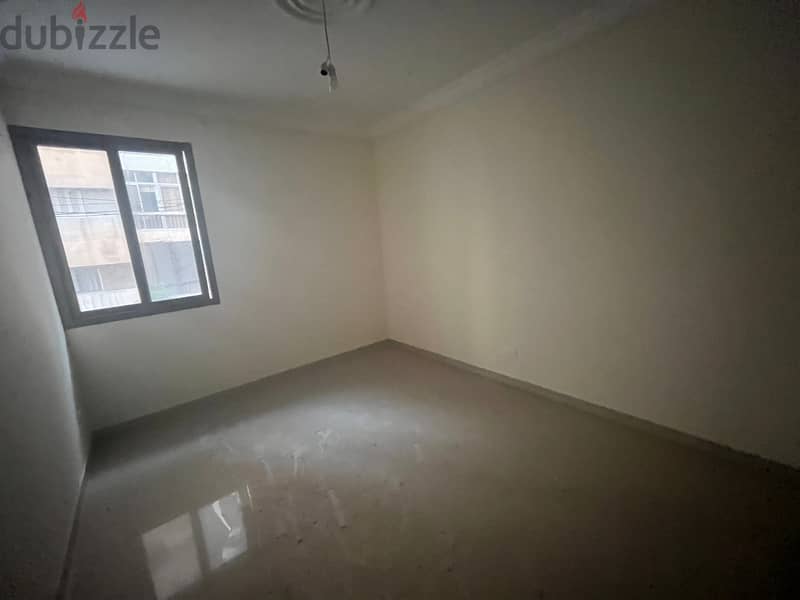 COZY apartment for sale in tallet al khayat شقة مريحة للبيع 6