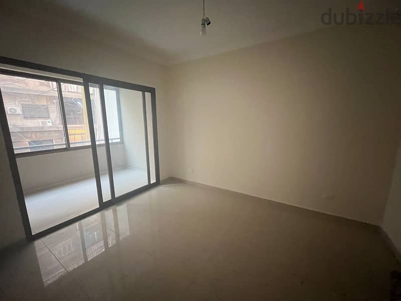 COZY apartment for sale in tallet al khayat شقة مريحة للبيع 8