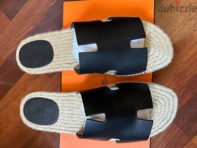 Hermes antigua slippers