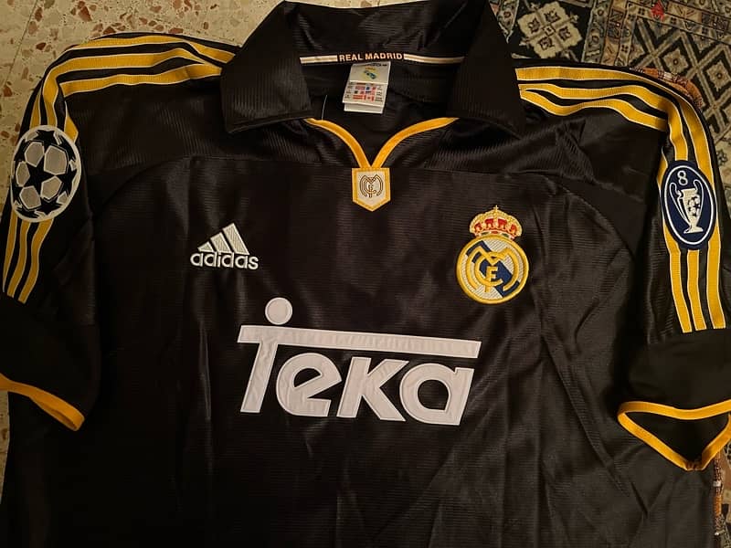 Real Madrid 1999/2000 special edition adidas jersey  ronaldo 11 4