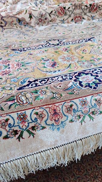 سجاد عجمي حرير شغل يدوي.   persian luxury silk carpet hand made 2