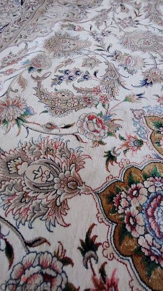 سجاد عجمي حرير شغل يدوي.   persian luxury silk carpet hand made 4