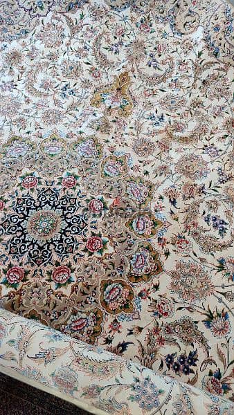 سجاد عجمي حرير شغل يدوي.   persian luxury silk carpet hand made 5