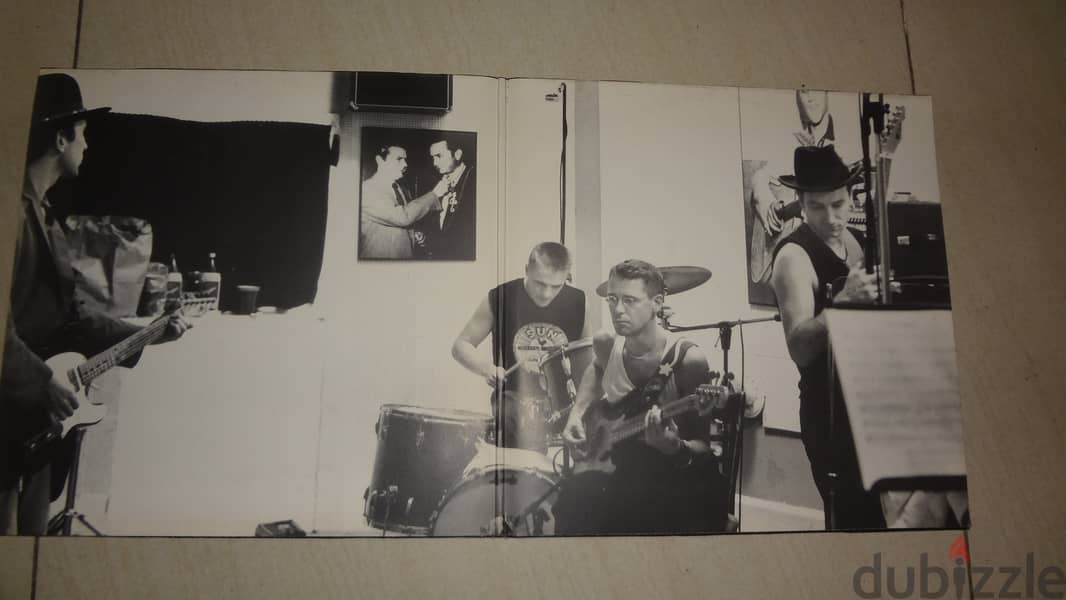 U2 Rattle and hum 2 vinyl album gatefold vg condition 1