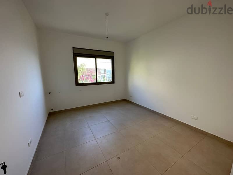 200 Sqm| Deluxe apartment for sale in Daher el souwane | Mountain view 6