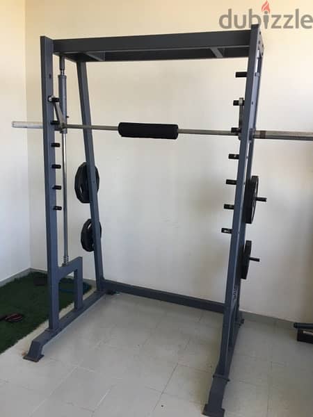 smith machine like new we have also all sports equipment 1