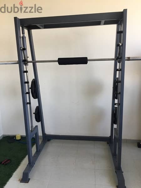 smith machine like new we have also all sports equipment 2