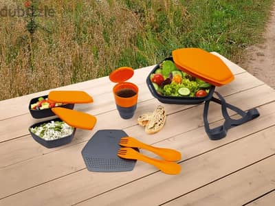 camping tableware