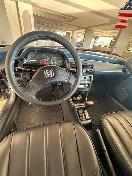 Honda civic 1988 4