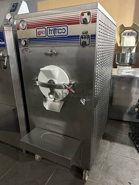 جمادات مع طباخات بوظة ايطالية BRAVO Batch freezer مستعملة واردة حديثاً 2