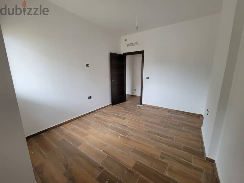 RWB126CH - Apartment for sale in HALAT Jbeil 2