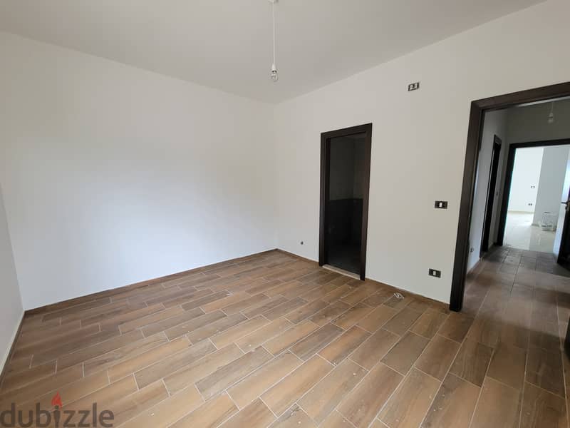 RWB126CH - Apartment for sale in HALAT Jbeil 3